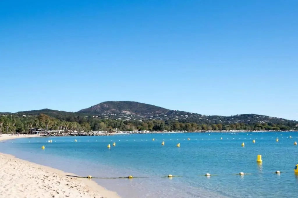 300 M De La Plage, Piscine Clim, Wifi Grimaud Villa