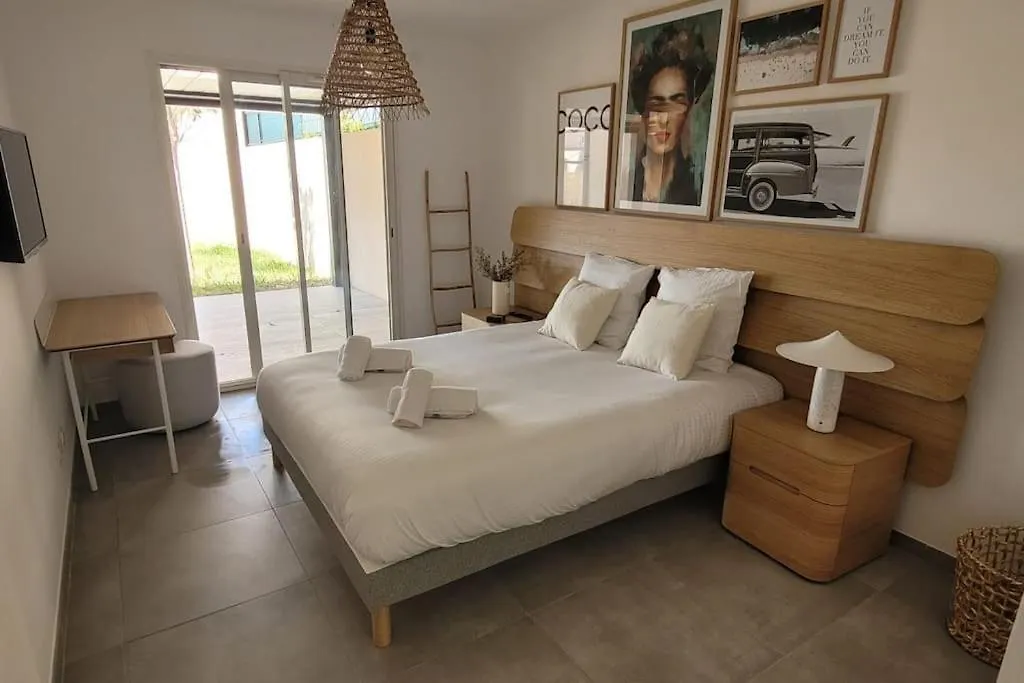 300 M De La Plage, Piscine Clim, Wifi Grimaud Villa