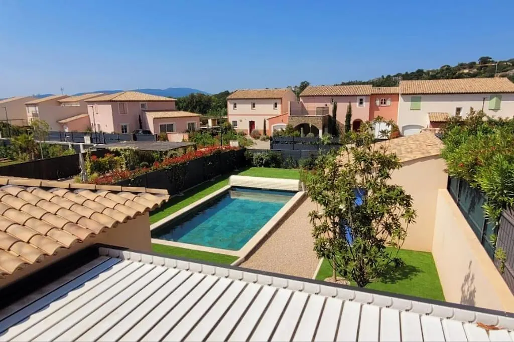 300 M De La Plage, Piscine Clim, Wifi Grimaud Villa